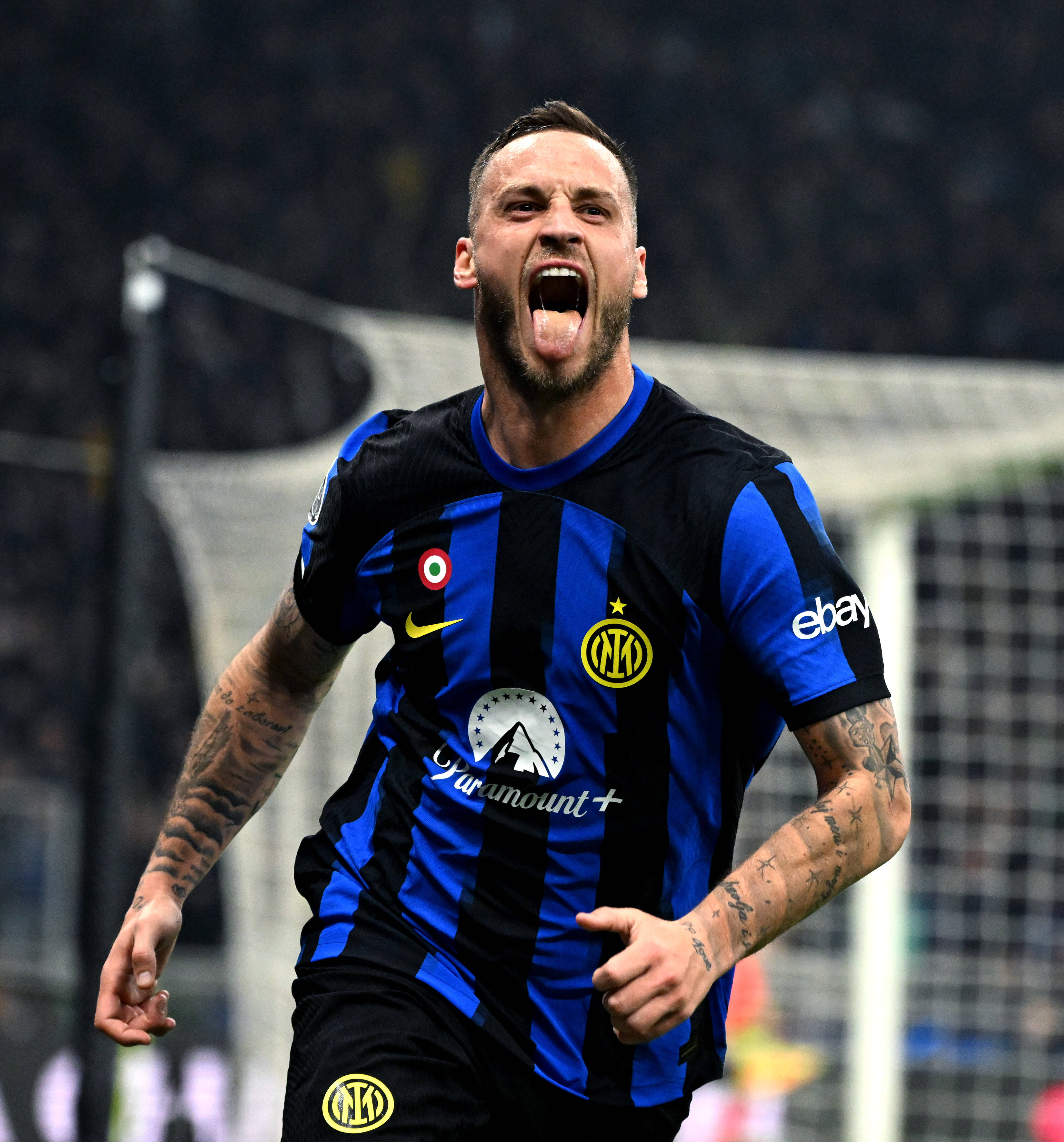 徐正源：对阵神户关键在中场；韦世豪：大腿伤势已经恢复很多