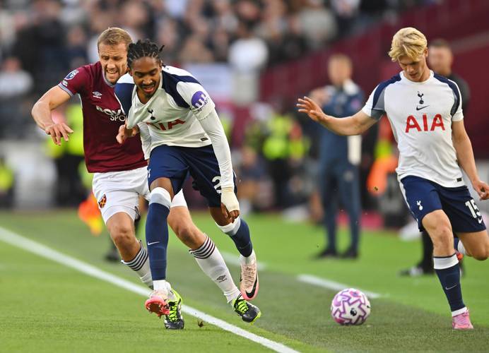 队报：尽管梅西在美职联表现出色，但足球在美国依然地位轻微