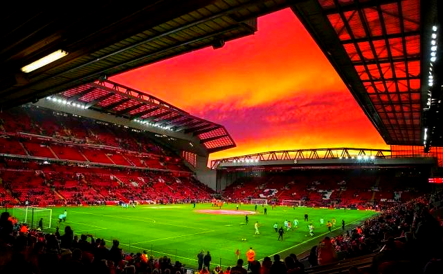 回应嘲讽，巴列卡诺主席：C罗梅西都没有抱怨过我们的更衣室