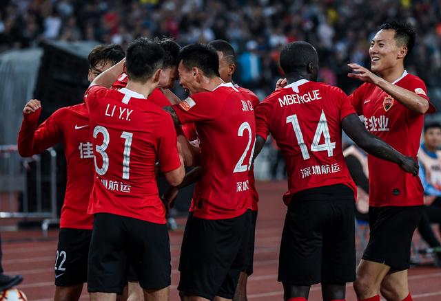 年轻门将迅速成长，被誉为未来之星